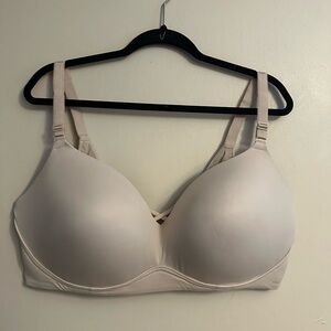Torrid Wireless Nude Bra 44DDD